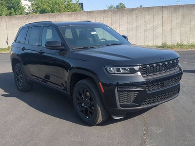 2026 Jeep Grand Cherokee GRAND CHEROKEE LAREDO ALTITUDE 4X4