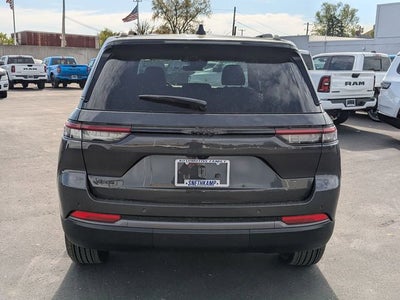 2026 Jeep Grand Cherokee GRAND CHEROKEE LAREDO ALTITUDE 4X4