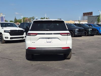 2026 Jeep Grand Cherokee GRAND CHEROKEE LAREDO ALTITUDE 4X4