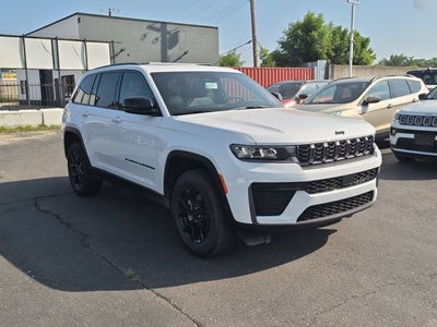 2026 Jeep Grand Cherokee GRAND CHEROKEE LAREDO ALTITUDE 4X4