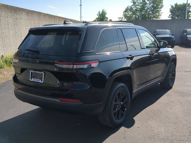 2026 Jeep Grand Cherokee GRAND CHEROKEE LAREDO ALTITUDE 4X4
