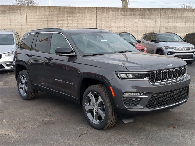 2025 Jeep Grand Cherokee GRAND CHEROKEE LIMITED 4X4