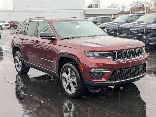 2025 Jeep Grand Cherokee GRAND CHEROKEE LIMITED 4X4