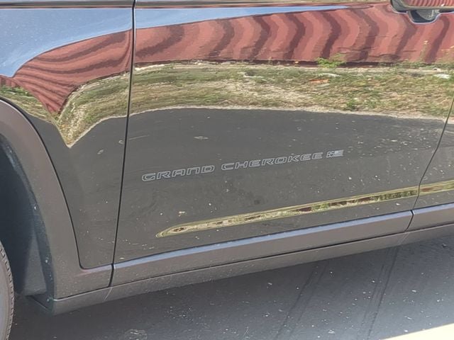 2026 Jeep Grand Cherokee GRAND CHEROKEE 85TH ANNIVERSARY EDITION 4X4