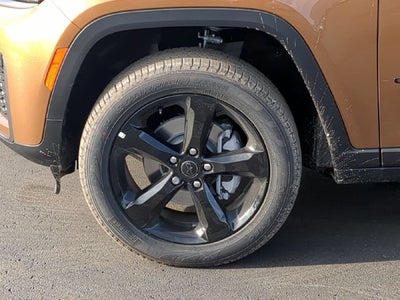 2027 Jeep Grand Cherokee GRAND CHEROKEE LIMITED 4X4