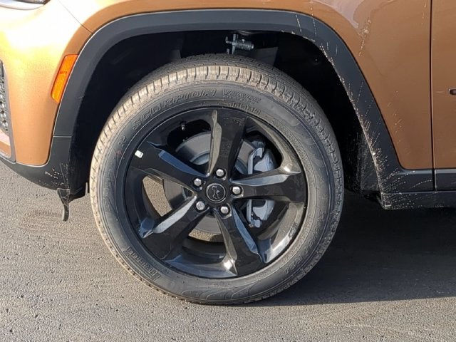 2027 Jeep Grand Cherokee GRAND CHEROKEE LIMITED 4X4