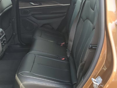 2027 Jeep Grand Cherokee GRAND CHEROKEE LIMITED 4X4