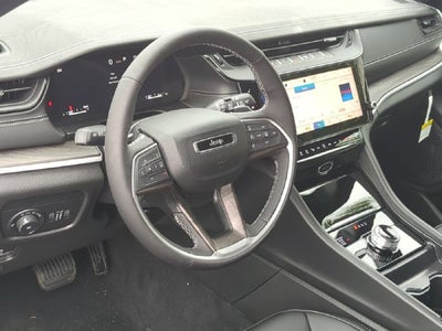 2027 Jeep Grand Cherokee GRAND CHEROKEE LIMITED 4X4