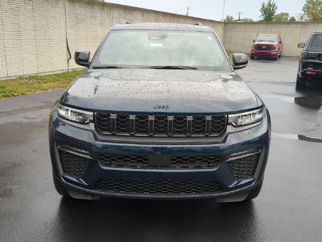 2027 Jeep Grand Cherokee GRAND CHEROKEE LIMITED 4X4