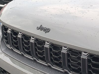 2027 Jeep Grand Cherokee Limited