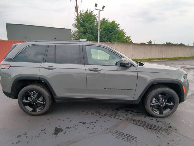 2027 Jeep Grand Cherokee Limited
