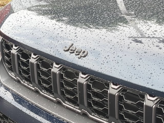 2027 Jeep Grand Cherokee GRAND CHEROKEE LIMITED 4X4