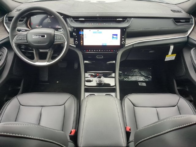 2027 Jeep Grand Cherokee GRAND CHEROKEE LIMITED 4X4