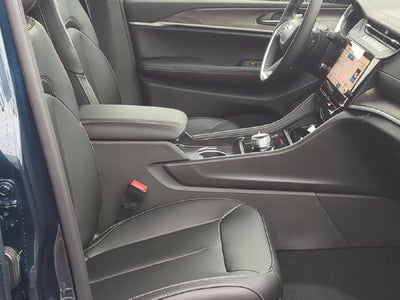 2027 Jeep Grand Cherokee GRAND CHEROKEE LIMITED 4X4