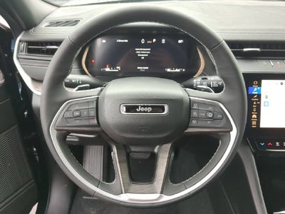 2027 Jeep Grand Cherokee GRAND CHEROKEE LIMITED 4X4