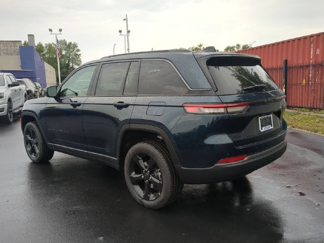 2027 Jeep Grand Cherokee GRAND CHEROKEE LIMITED 4X4