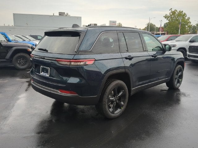 2027 Jeep Grand Cherokee GRAND CHEROKEE LIMITED 4X4
