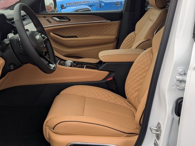 2026 Jeep Grand Cherokee GRAND CHEROKEE SUMMIT 4X4