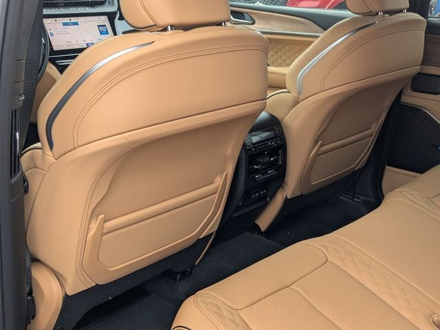 2026 Jeep Grand Cherokee GRAND CHEROKEE SUMMIT 4X4