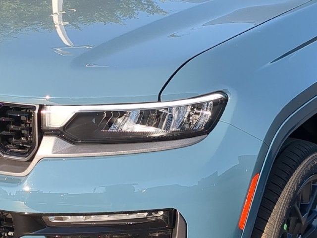 2027 Jeep Grand Cherokee GRAND CHEROKEE SUMMIT 4X4