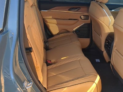 2027 Jeep Grand Cherokee GRAND CHEROKEE SUMMIT 4X4