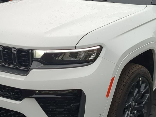 2027 Jeep Grand Cherokee Summit