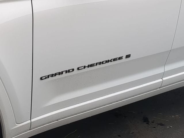 2027 Jeep Grand Cherokee Summit