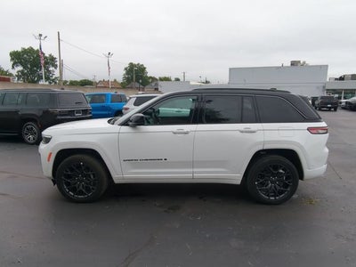 2027 Jeep Grand Cherokee Summit