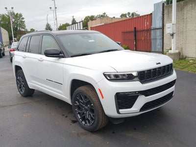 2027 Jeep Grand Cherokee Summit