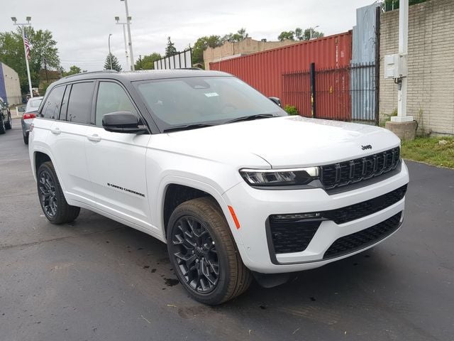 2027 Jeep Grand Cherokee Summit