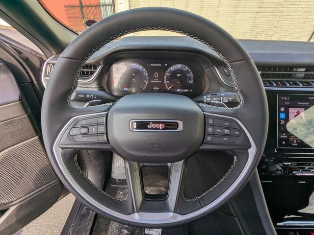 2026 Jeep Grand Cherokee GRAND CHEROKEE L LAREDO X 4X4