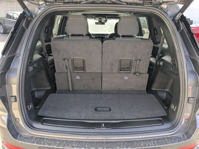 2026 Jeep Grand Cherokee GRAND CHEROKEE L LAREDO X 4X4