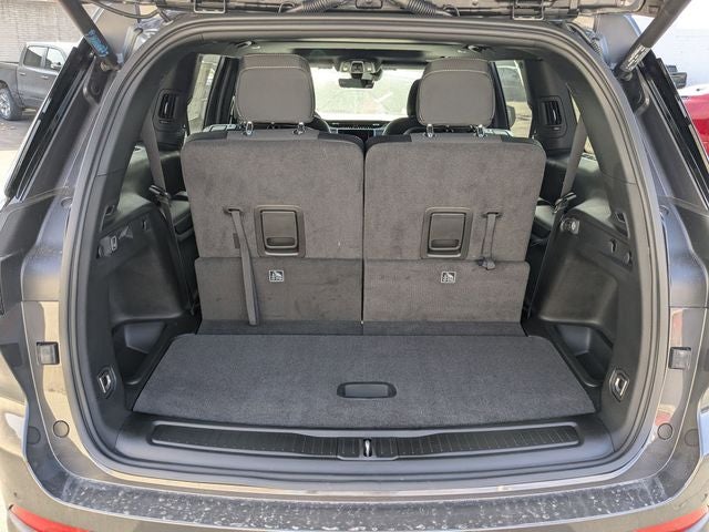 2026 Jeep Grand Cherokee GRAND CHEROKEE L LAREDO X 4X4