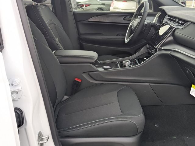 2026 Jeep Grand Cherokee GRAND CHEROKEE L LAREDO X 4X4