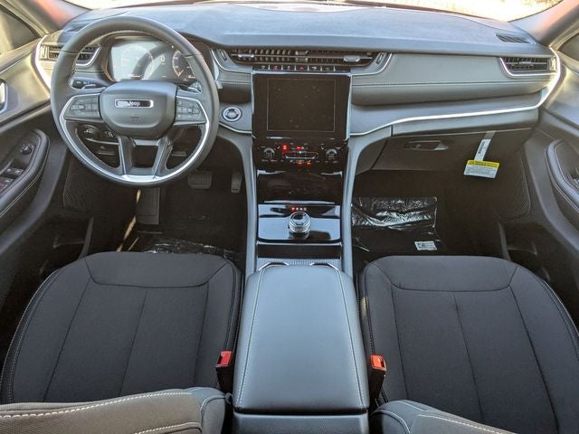 2026 Jeep Grand Cherokee GRAND CHEROKEE L LAREDO X 4X4