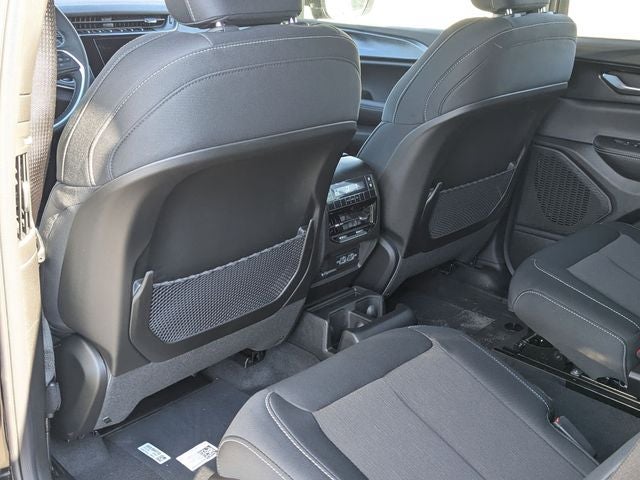 2026 Jeep Grand Cherokee GRAND CHEROKEE L LAREDO X 4X4