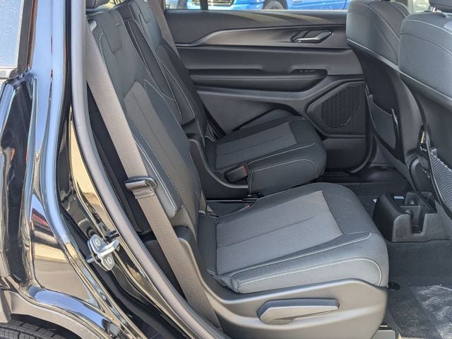 2026 Jeep Grand Cherokee GRAND CHEROKEE L LAREDO X 4X4