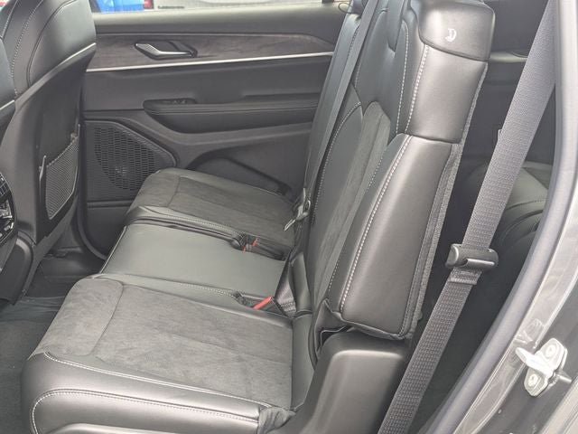 2026 Jeep Grand Cherokee GRAND CHEROKEE L LAREDO ALTITUDE 4X4