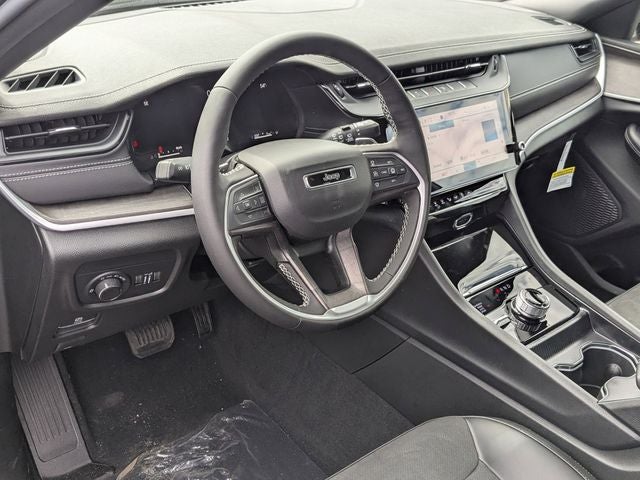 2026 Jeep Grand Cherokee GRAND CHEROKEE L LAREDO ALTITUDE 4X4