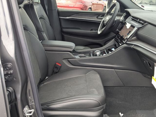 2026 Jeep Grand Cherokee GRAND CHEROKEE L LAREDO ALTITUDE 4X4