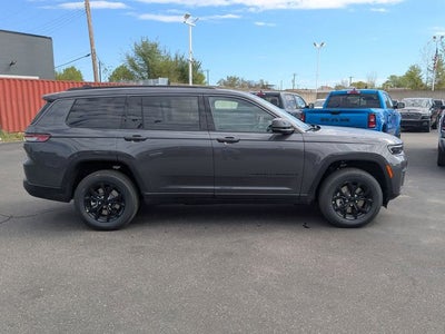 2026 Jeep Grand Cherokee GRAND CHEROKEE L LAREDO ALTITUDE 4X4