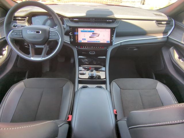 2026 Jeep Grand Cherokee GRAND CHEROKEE L LAREDO ALTITUDE 4X4