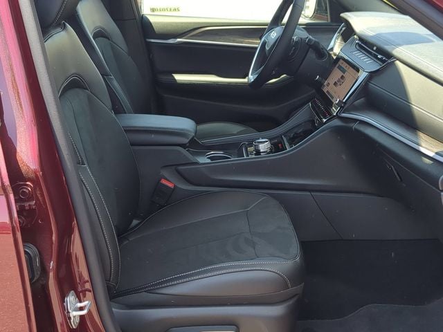 2026 Jeep Grand Cherokee GRAND CHEROKEE L LAREDO ALTITUDE 4X4