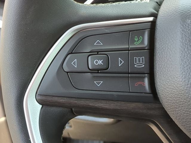 2026 Jeep Grand Cherokee GRAND CHEROKEE L LAREDO ALTITUDE 4X4