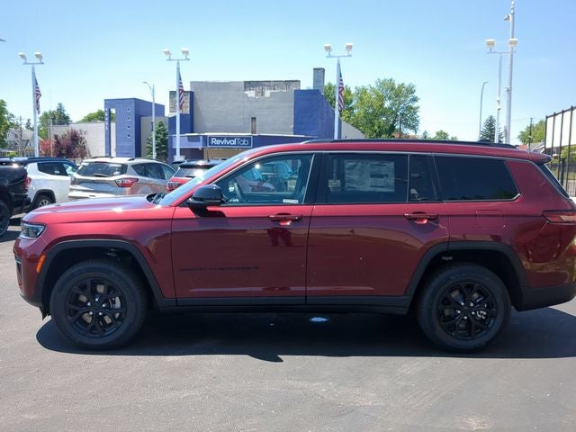 2026 Jeep Grand Cherokee GRAND CHEROKEE L LAREDO ALTITUDE 4X4