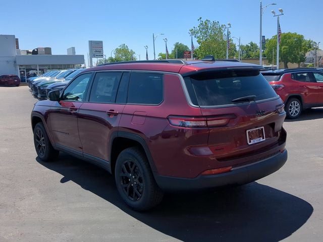 2026 Jeep Grand Cherokee GRAND CHEROKEE L LAREDO ALTITUDE 4X4