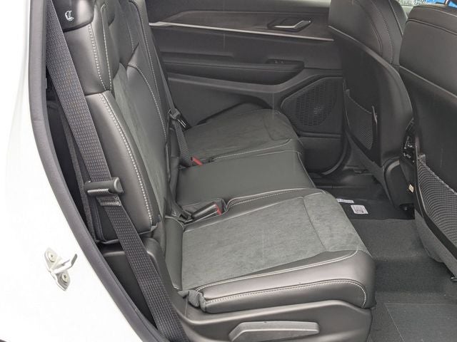 2026 Jeep Grand Cherokee GRAND CHEROKEE L LAREDO ALTITUDE 4X4
