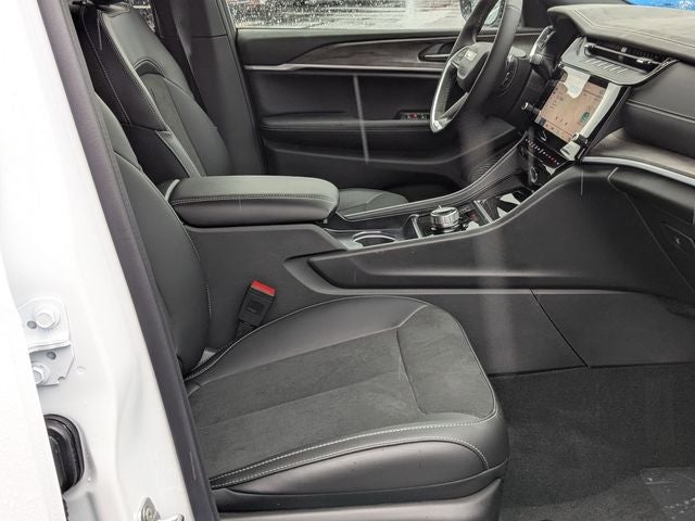 2026 Jeep Grand Cherokee GRAND CHEROKEE L LAREDO ALTITUDE 4X4