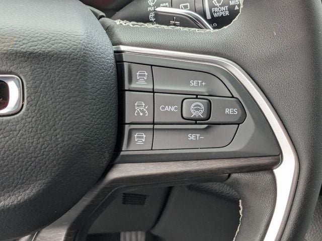 2026 Jeep Grand Cherokee GRAND CHEROKEE L LAREDO ALTITUDE 4X4