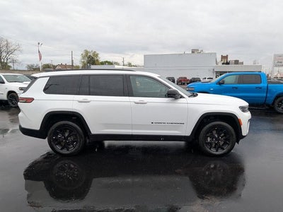 2026 Jeep Grand Cherokee GRAND CHEROKEE L LAREDO ALTITUDE 4X4